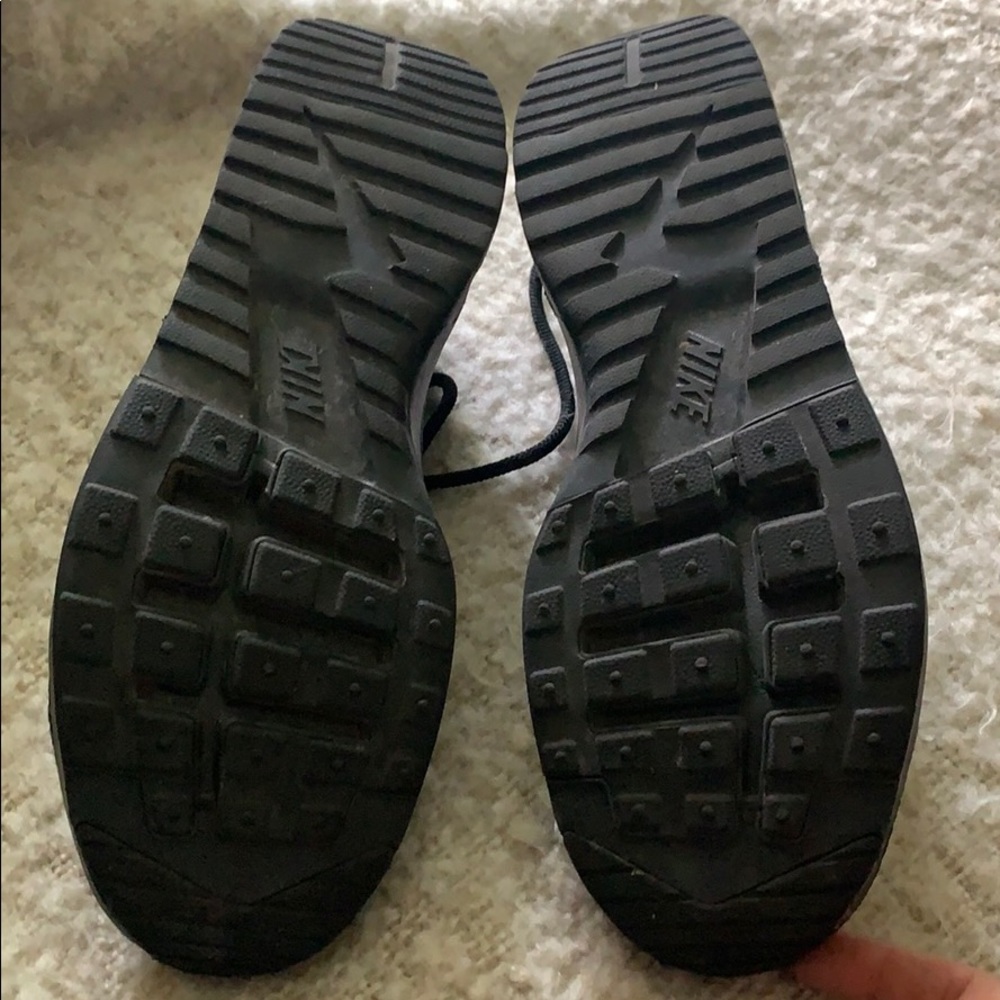 Nike Air Max - Picture 4 of 4